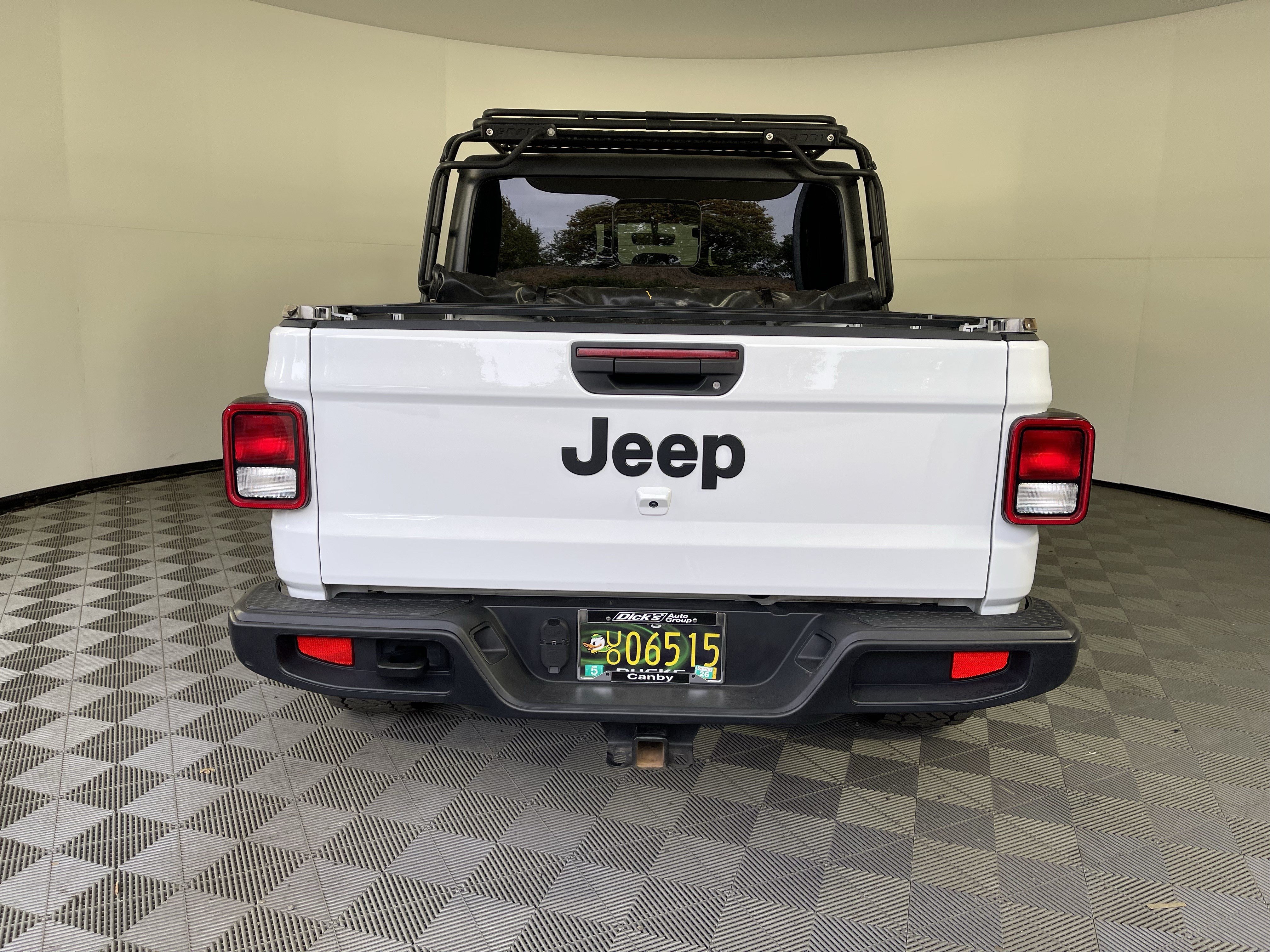 Used 2022 Jeep Gladiator Sport AWD/4WD image 4