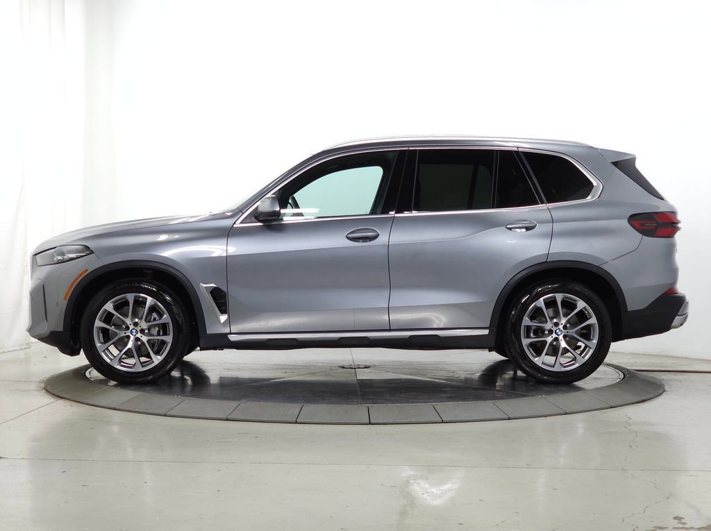 Used 2024 BMW X5 xDrive40i image 5