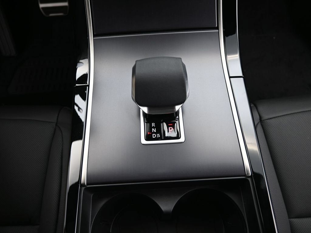 New 2026 Land Rover Range Rover Evoque Dynamic SE AWD/4WD image 24