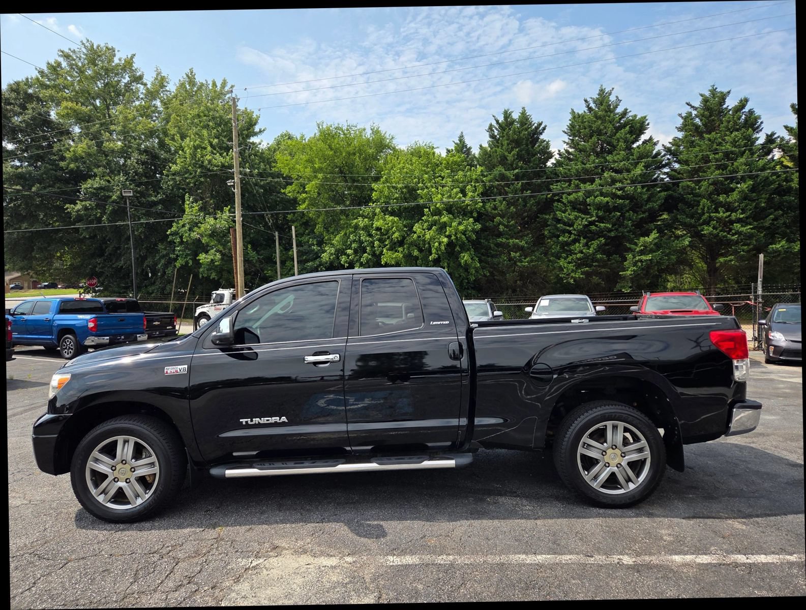 Used 2012 Toyota Tundra Limited w/ Memory Pkg AWD/4WD image 3