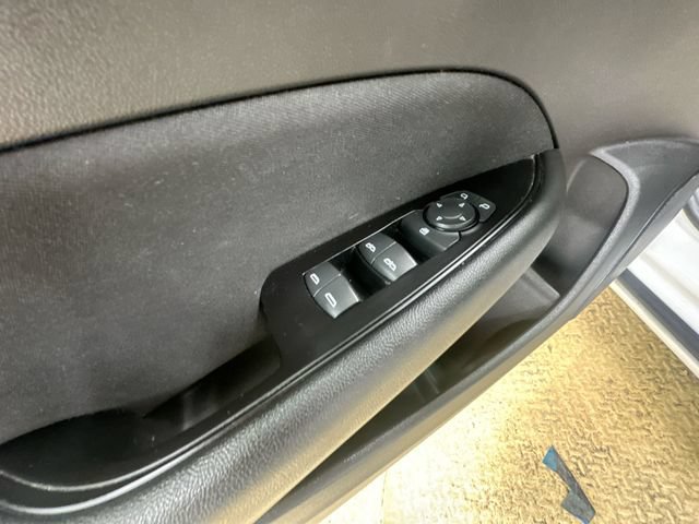 Used 2018 Buick Regal Preferred FWD image 16