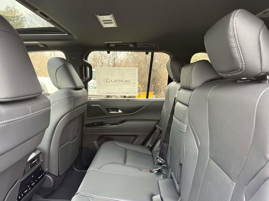 New 2026 Lexus LX 600 4WD w/ Luxury Package image 13