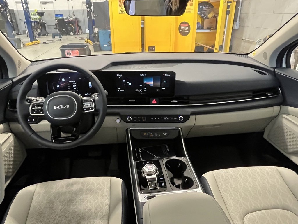New 2026 Kia Carnival SX image 15