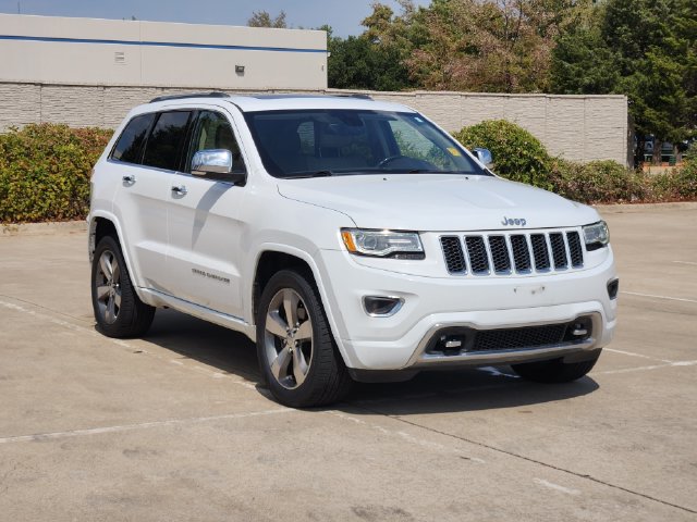 Used 2016 Jeep Grand Cherokee Overland AWD/4WD image 3