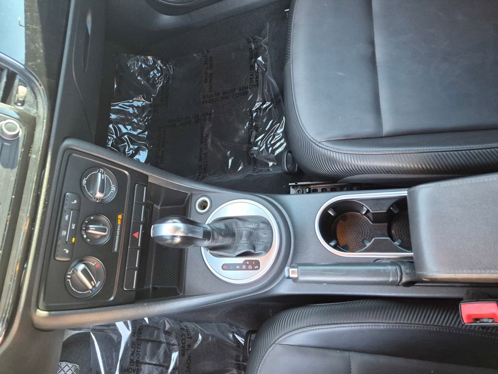 Used 2017 Volkswagen Beetle 1.8T Classic image 22