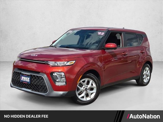 Used 2022 Kia Soul LX w/ Technology Package FWD image 1
