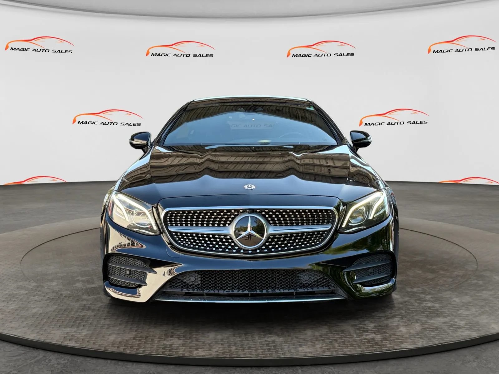 Used 2019 Mercedes-Benz E 450 4MATIC Coupe image 3