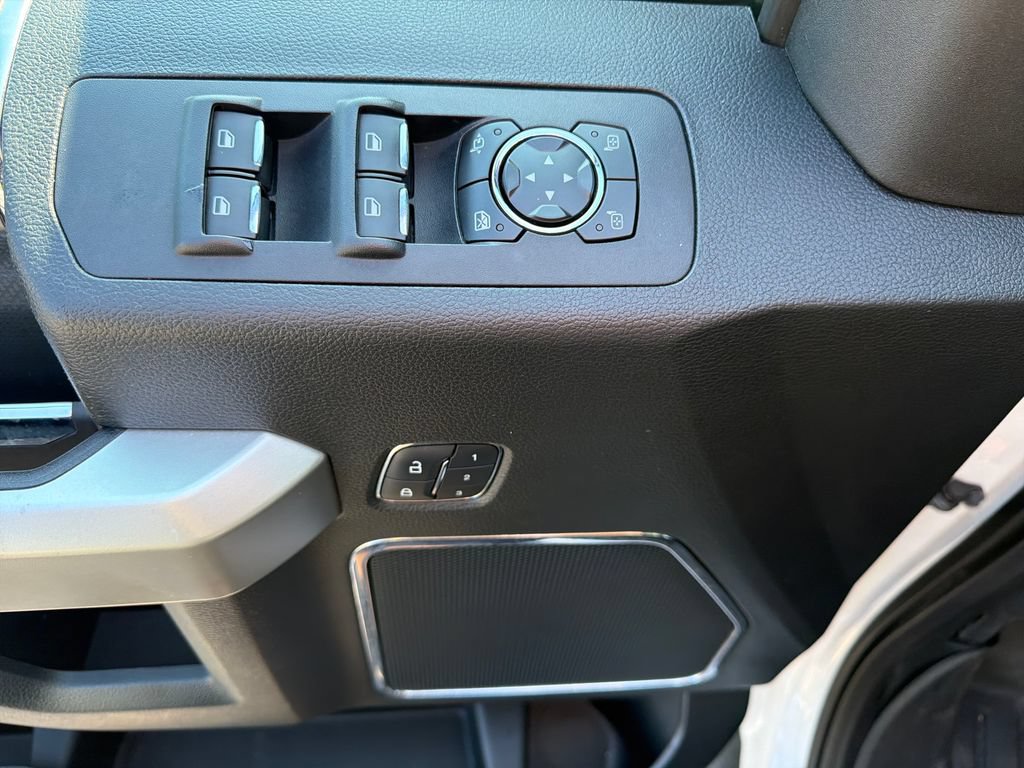 Used 2015 Ford F150 Lariat AWD/4WD image 30