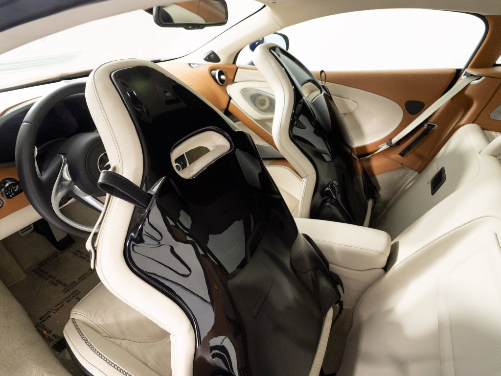 Used 2020 McLaren GT RWD image 37