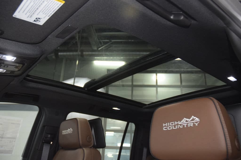 New 2026 Chevrolet Suburban High Country AWD/4WD image 52