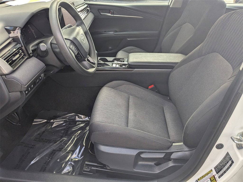 Used 2025 Toyota Camry LE image 20