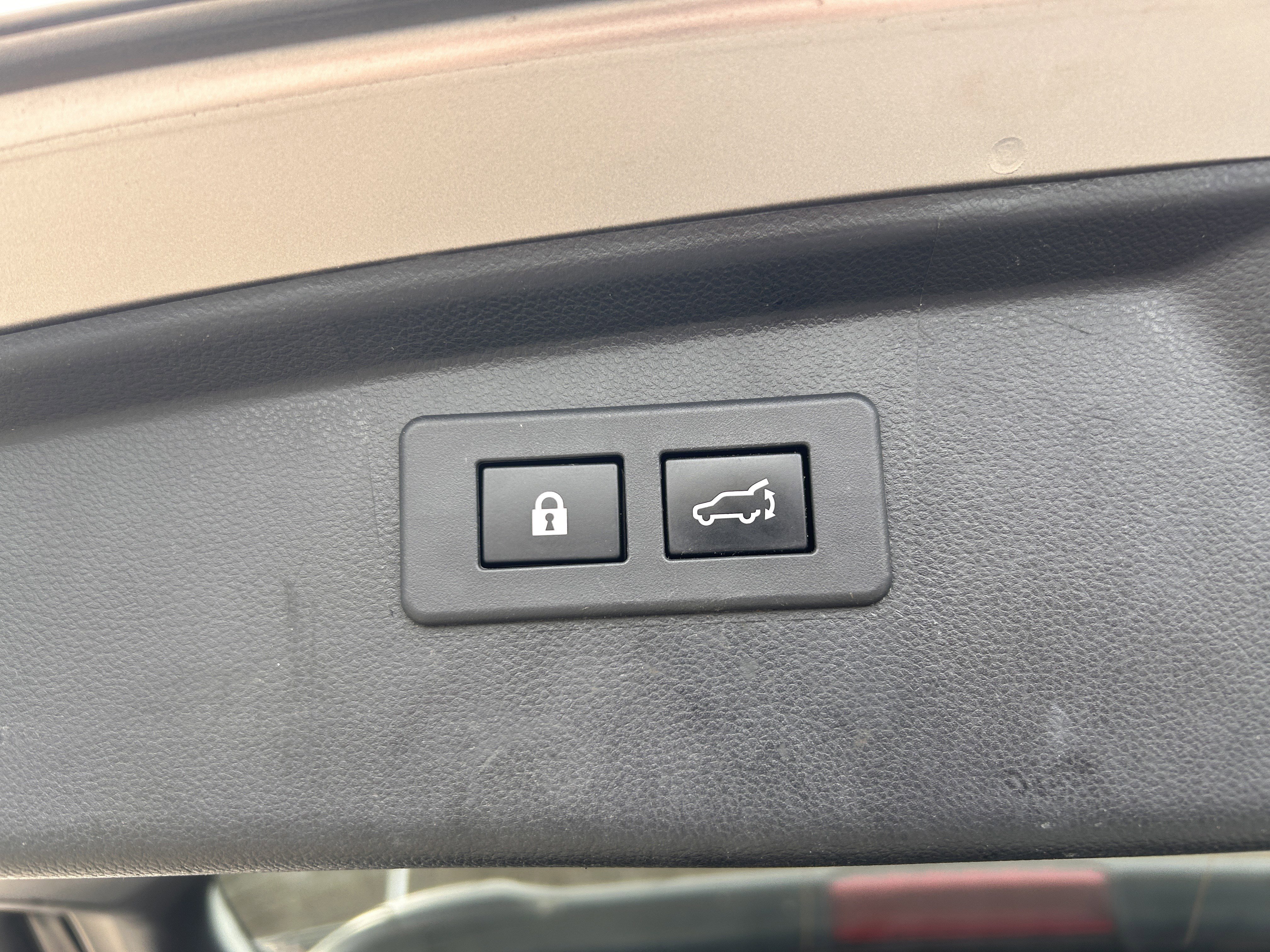 Used 2020 Subaru Outback Limited image 30