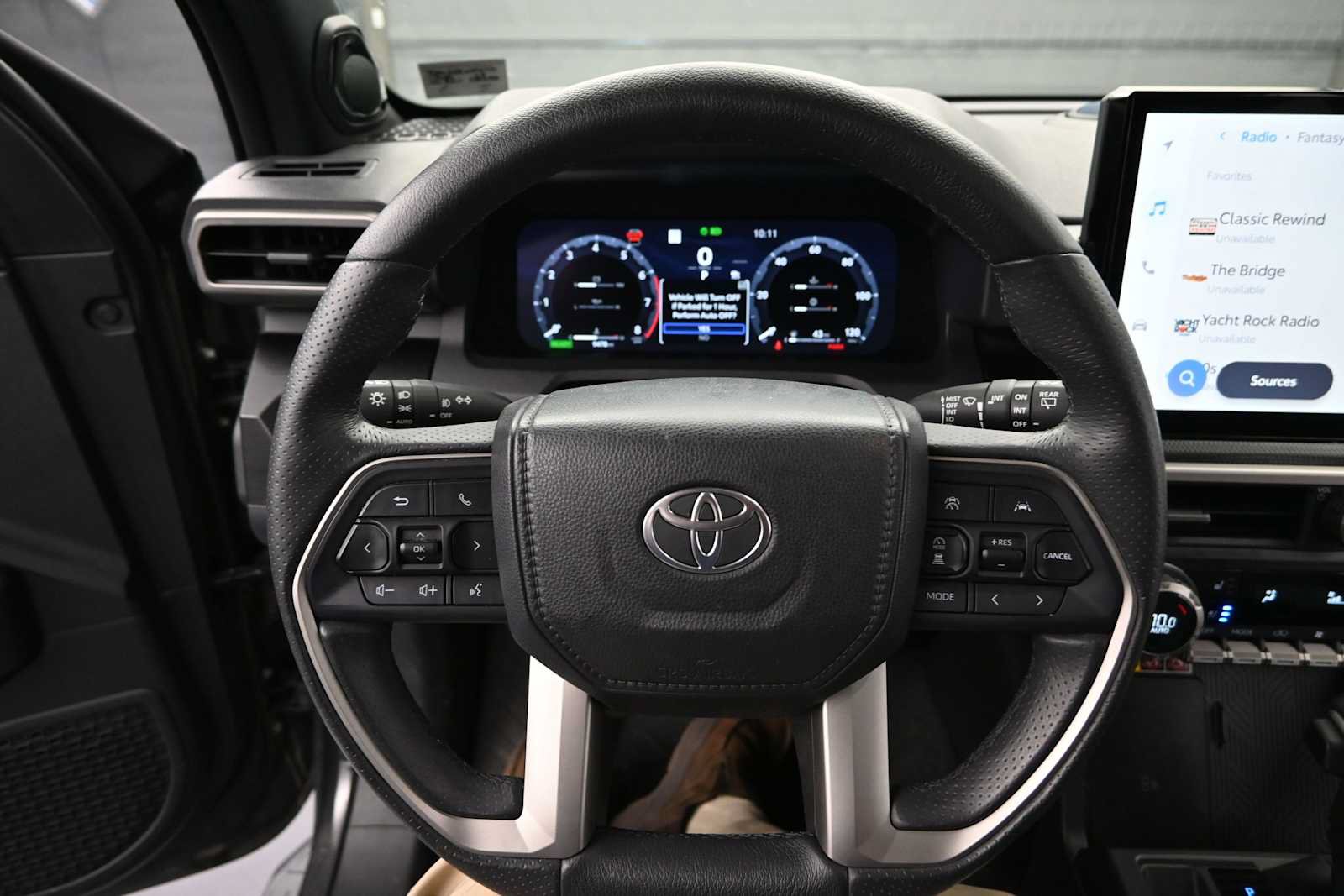Used 2025 Toyota 4Runner Limited AWD/4WD image 14