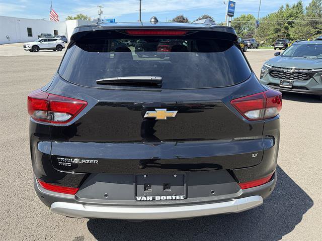 New 2026 Chevrolet TrailBlazer LT w/ Convenience Package AWD/4WD image 4