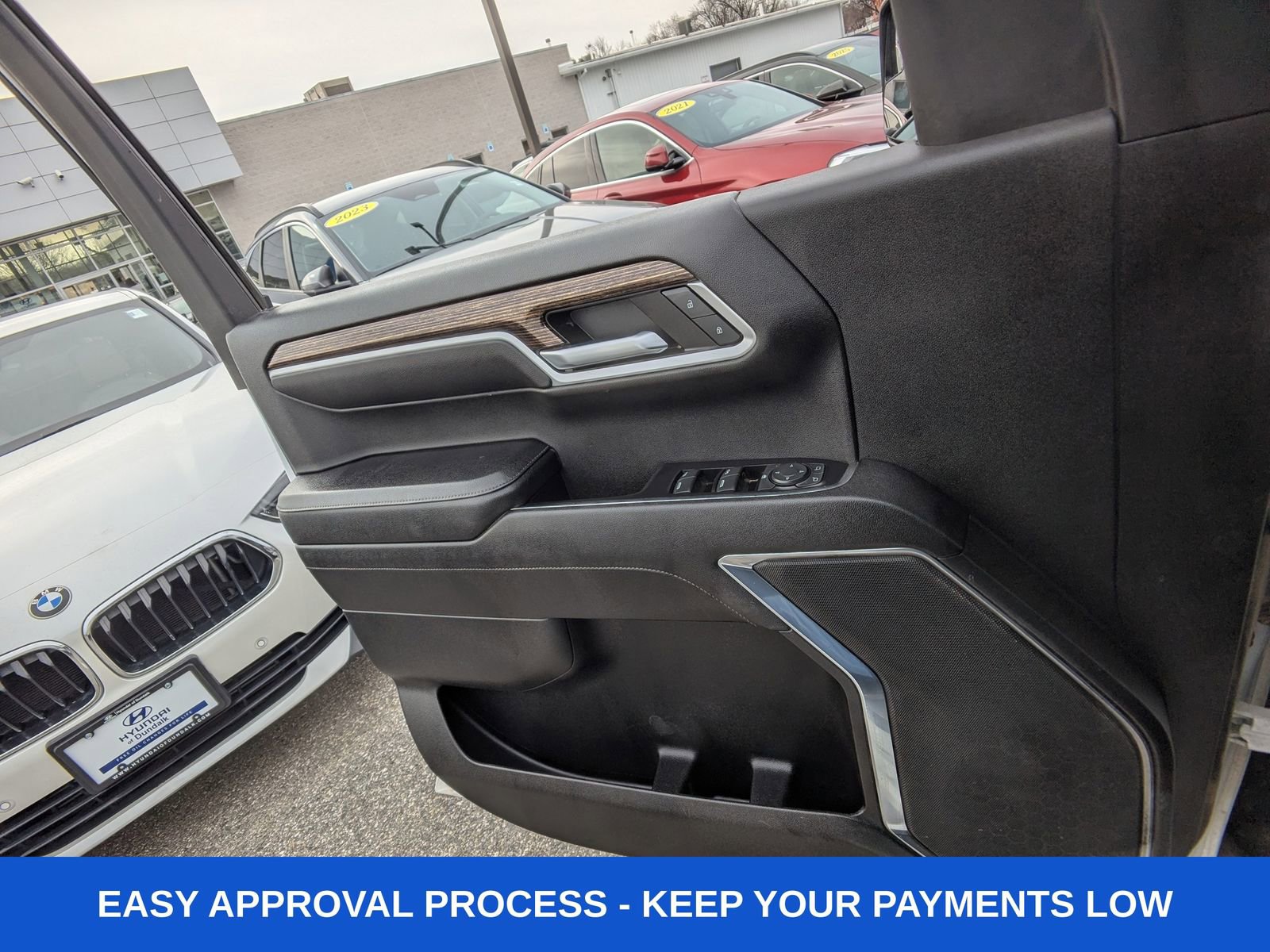 Used 2023 GMC Sierra 1500 SLE image 30