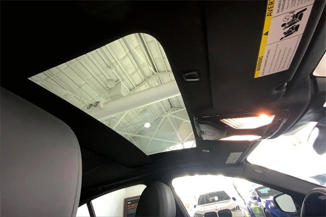 Certified 2023 BMW 540i image 21