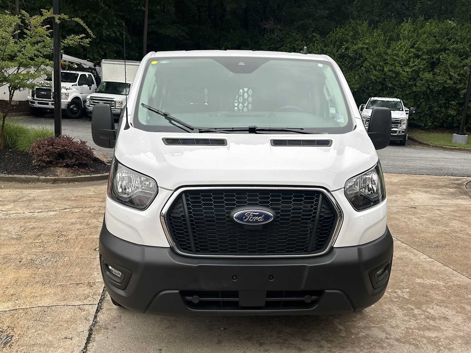Used 2025 Ford Transit 250 Low Roof w/ Exterior Upgrade Package RWD image 3