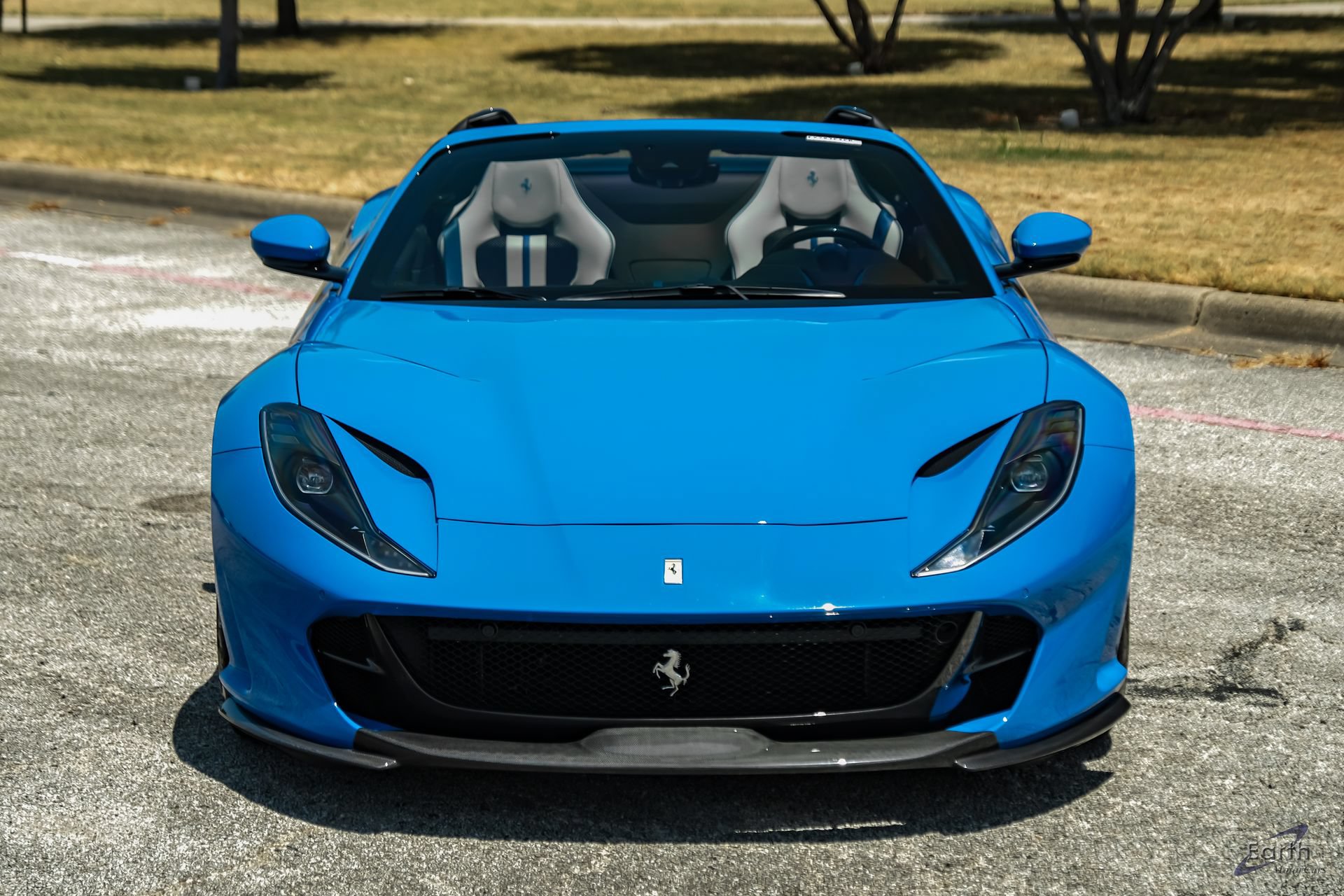 Used 2022 Ferrari 812 GTS RWD image 33