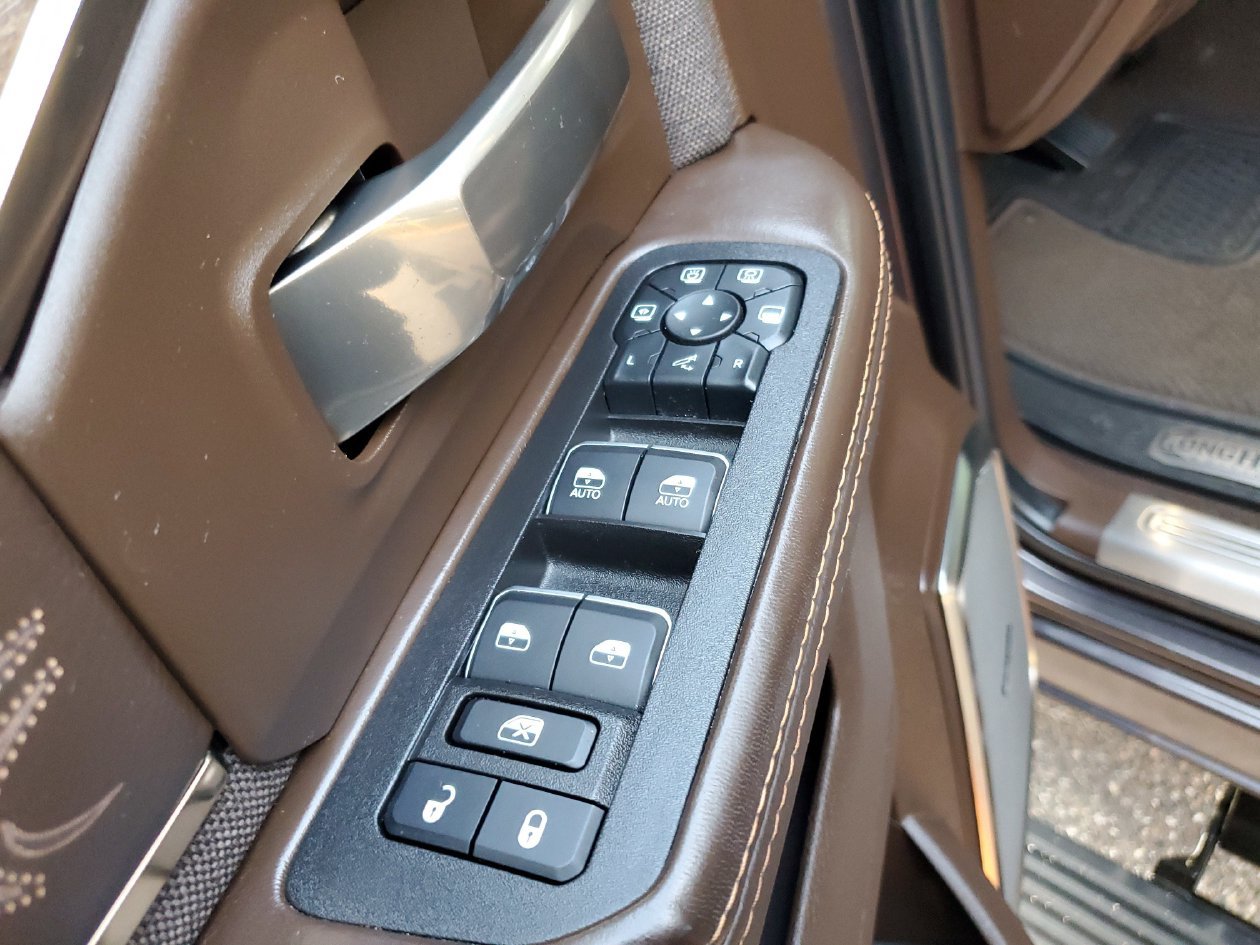 Used 2025 RAM 2500 Limited AWD/4WD image 18