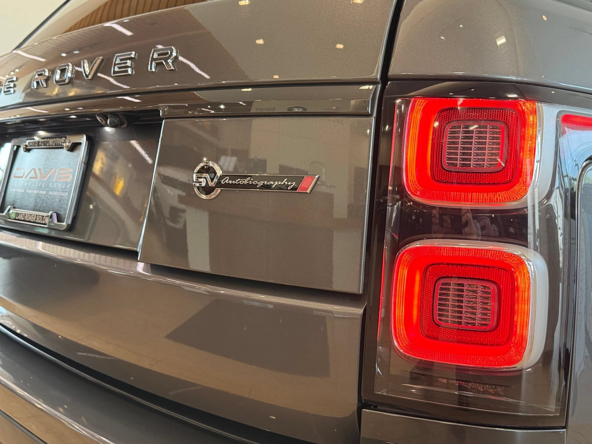 Used 2018 Land Rover Range Rover SV Autobiography Dynamic AWD/4WD image 56