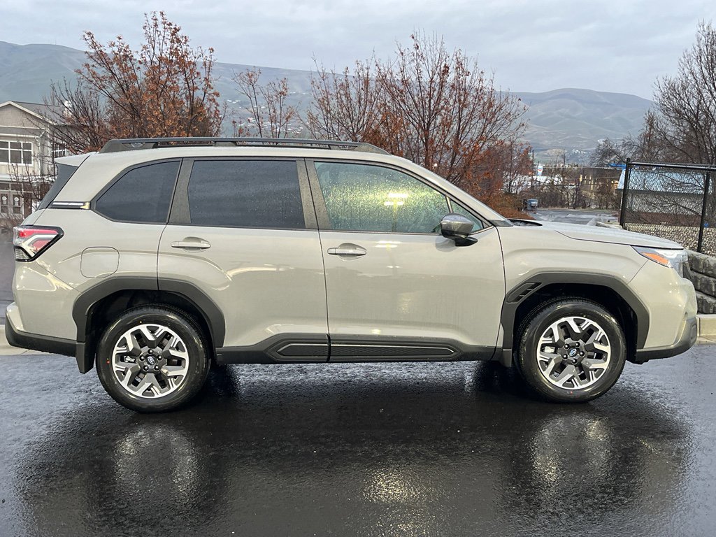 New 2026 Subaru Forester Premium image 2