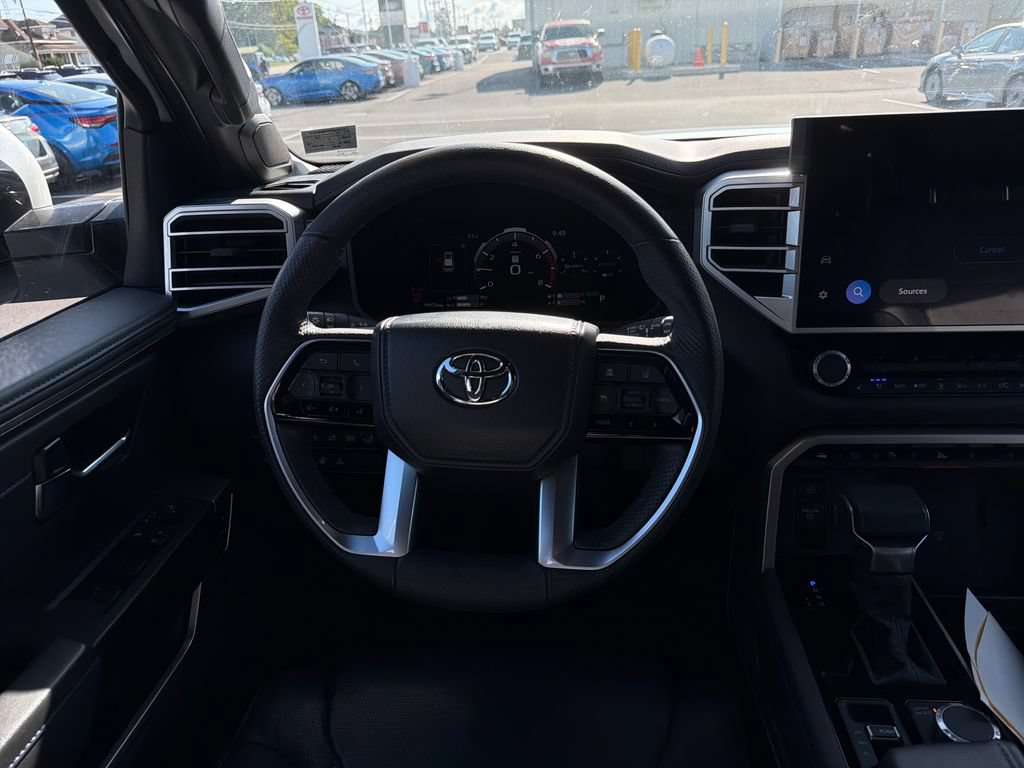 Used 2025 Toyota Sequoia Platinum AWD/4WD image 13