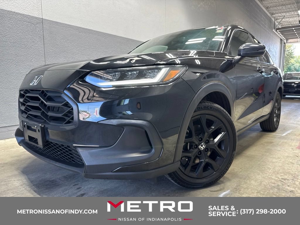 Used 2025 Honda HR-V Sport image 1