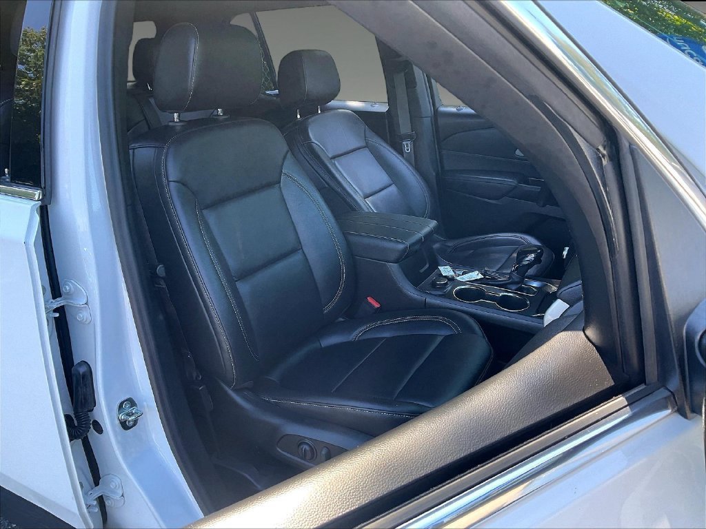 Used 2022 Chevrolet Traverse LT AWD/4WD image 11