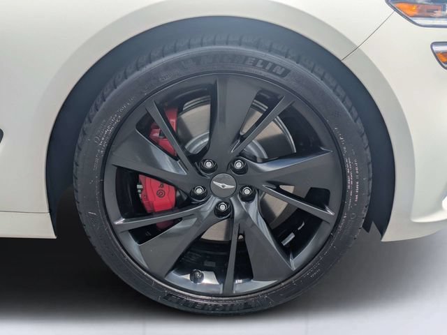 Used 2023 Genesis G70 2.0T w/ Sport Prestige Package RWD image 11