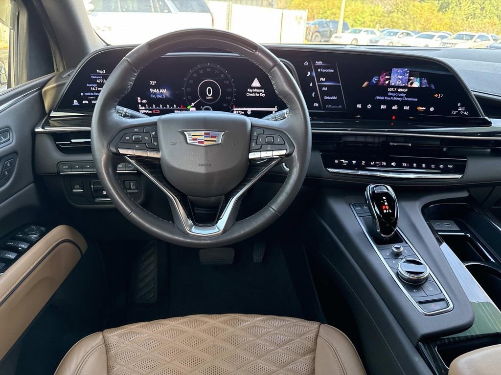 Certified 2022 Cadillac Escalade ESV Premium Luxury w/ Performance Package image 17