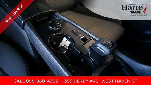 Used 2023 Nissan Rogue SV image 51
