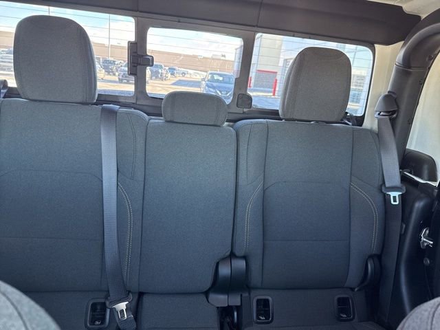 Used 2024 Jeep Gladiator Sport image 24