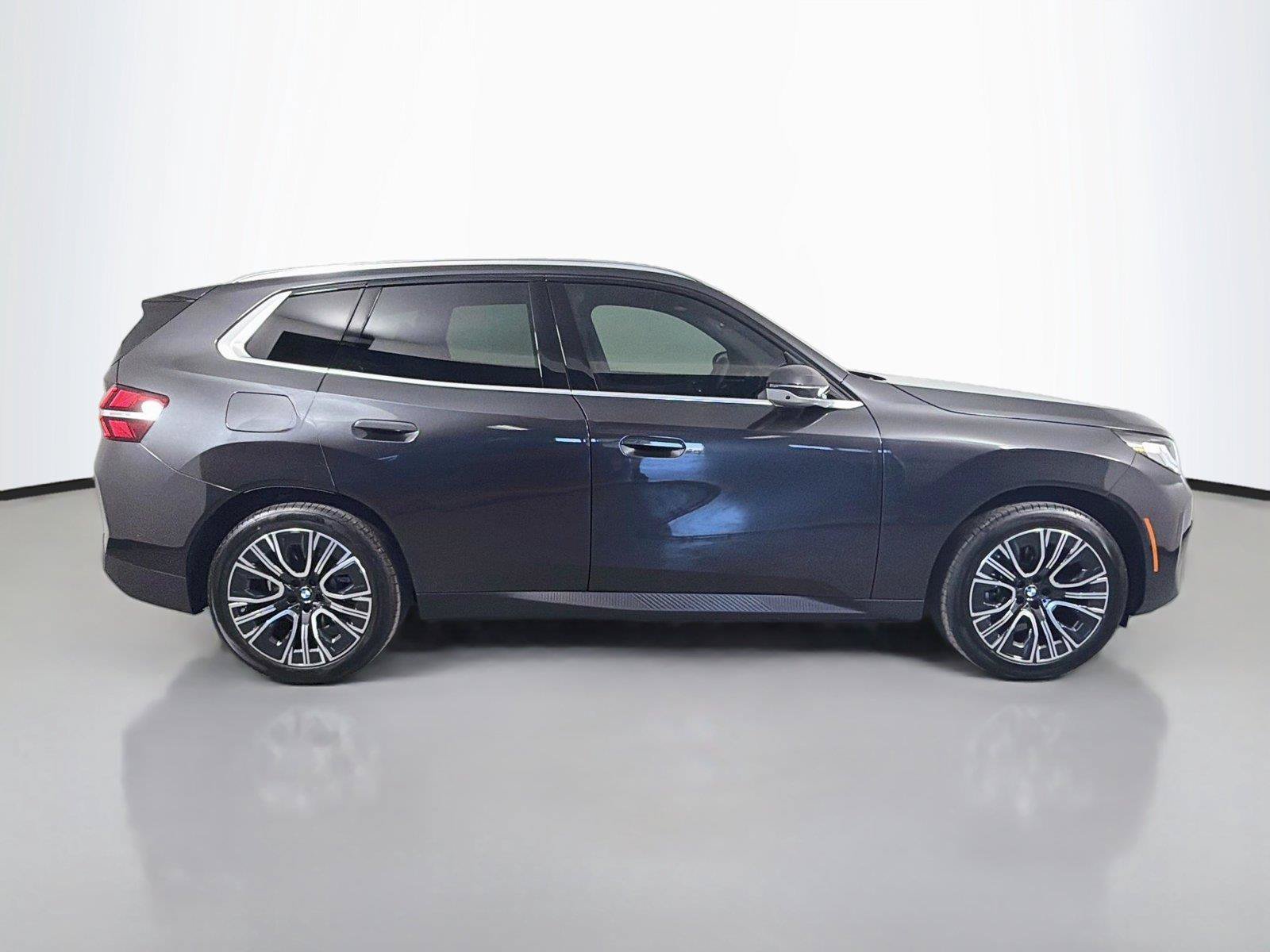 New 2026 BMW X3 xDrive30i w/ Premium Package AWD/4WD image 4