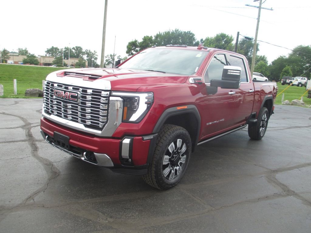 Used 2024 GMC Sierra 2500 Denali w/ Denali Reserve Package AWD/4WD image 13