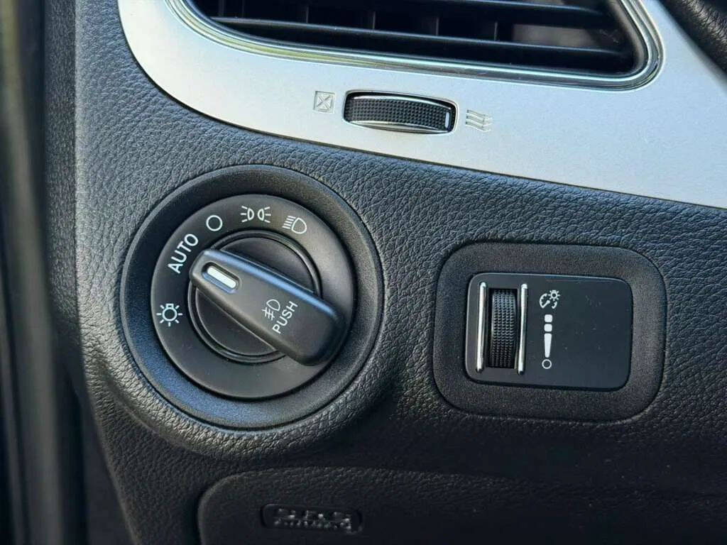 Used 2014 Dodge Journey R/T AWD/4WD image 18