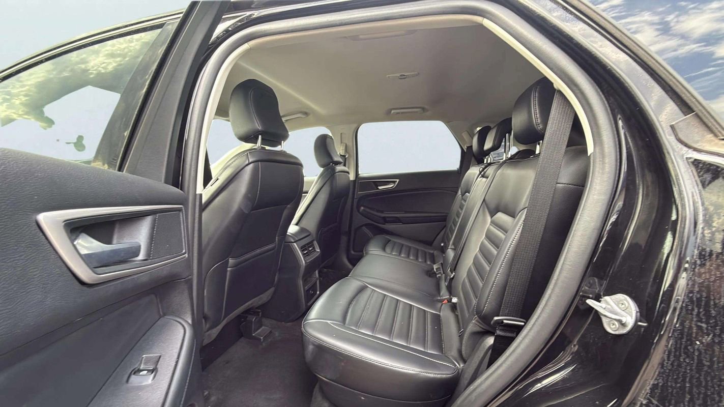 Used 2024 Ford Edge SEL image 16