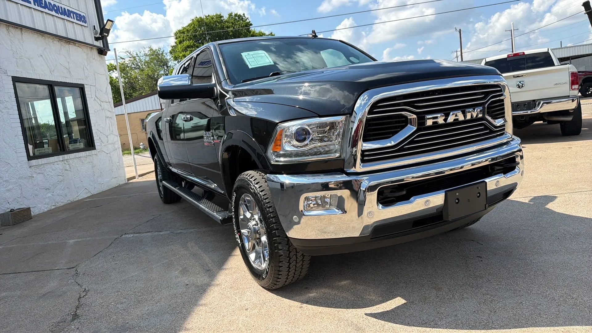 Used 2018 RAM 2500 Limited AWD/4WD image 4