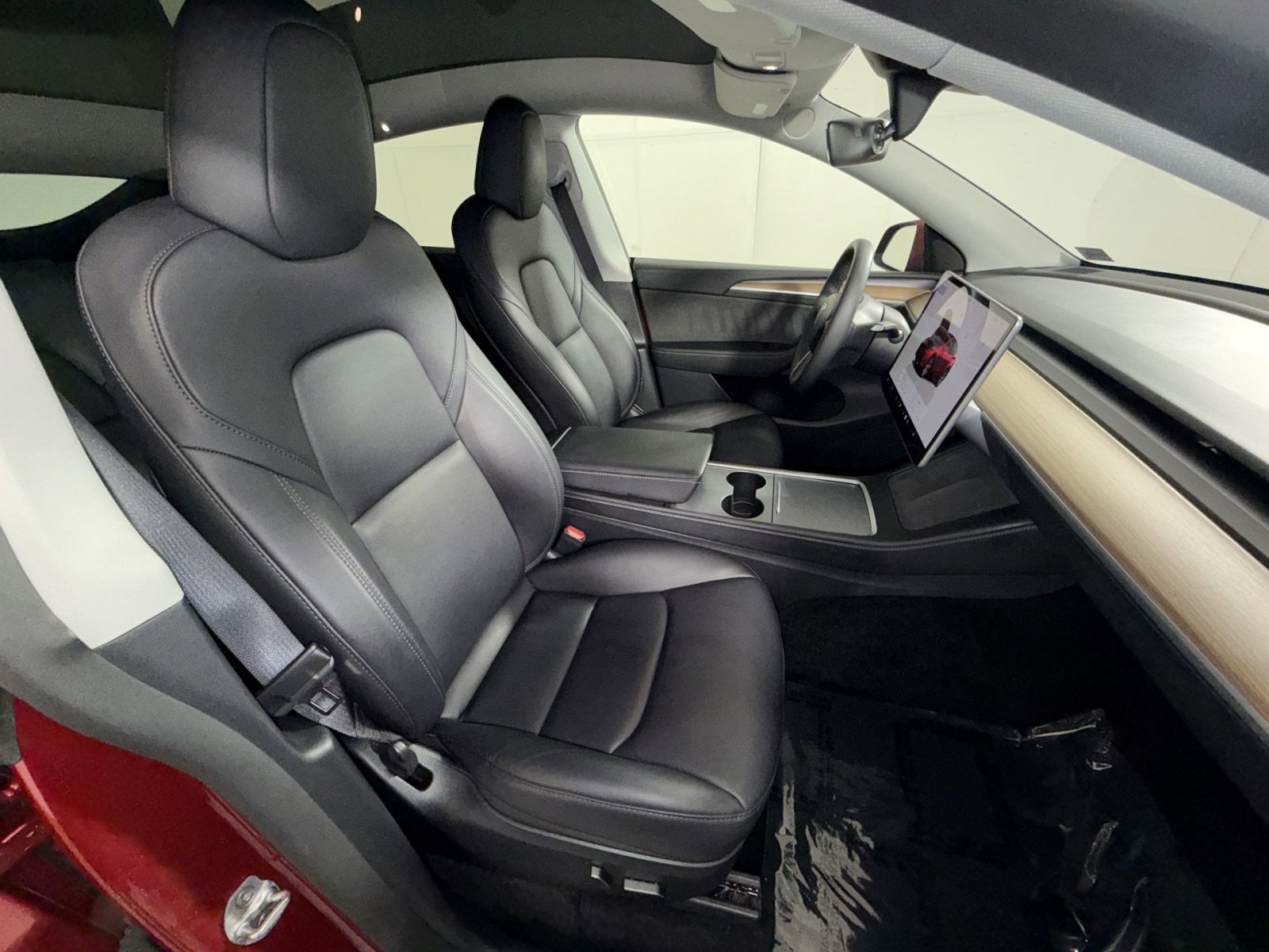 Used 2024 Tesla Model Y Long Range image 28