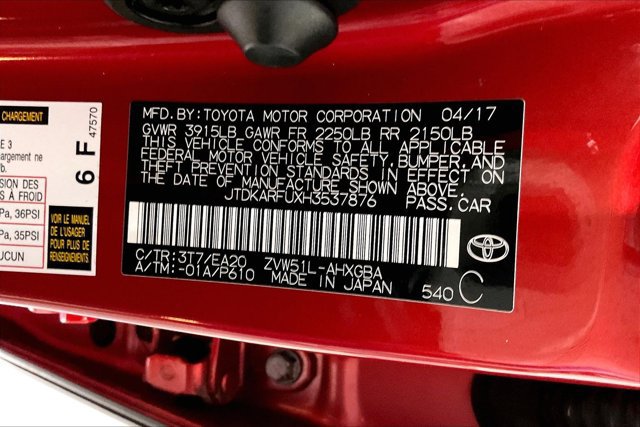 Used 2017 Toyota Prius Four w/ Advanced Technology Package FWD image 43