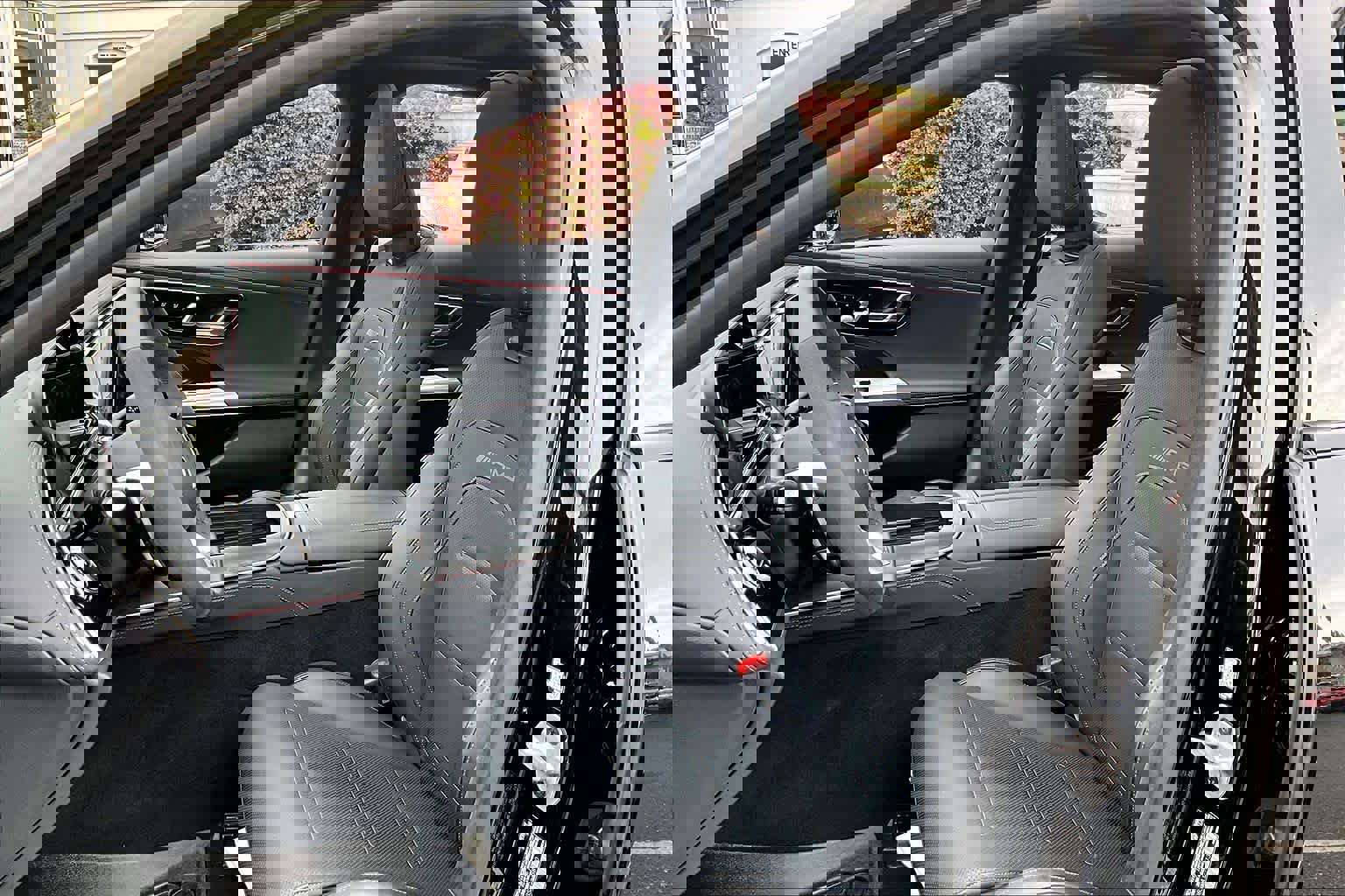 Certified 2025 Mercedes-Benz E 53 AMG e 4MATIC Sedan image 8