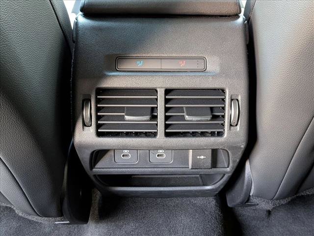 Certified 2024 Land Rover Discovery Sport Dynamic SE image 17