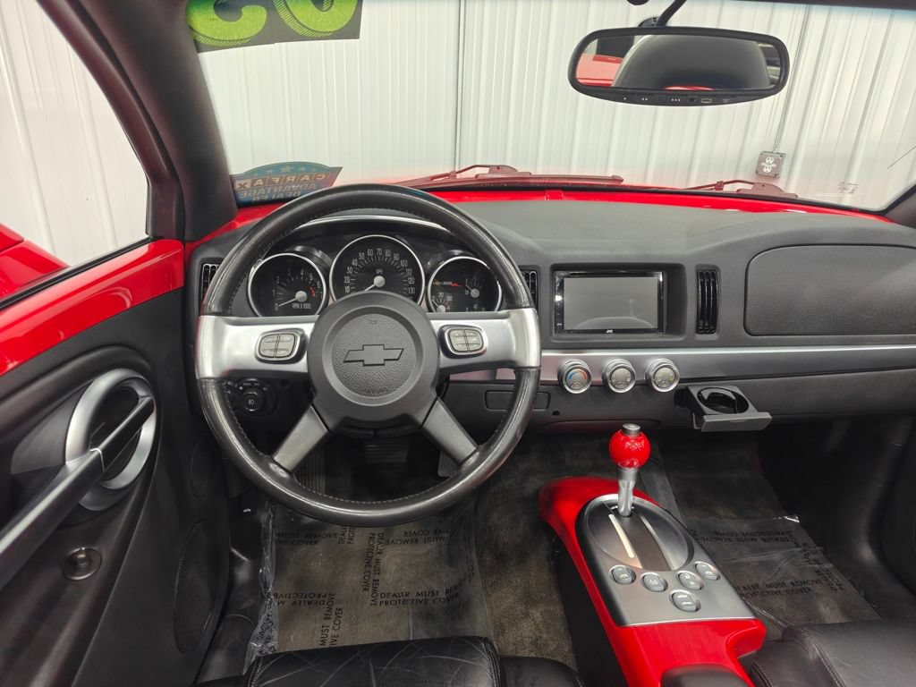 Used 2003 Chevrolet SSR w/ Preferred Equipment Group RWD image 23
