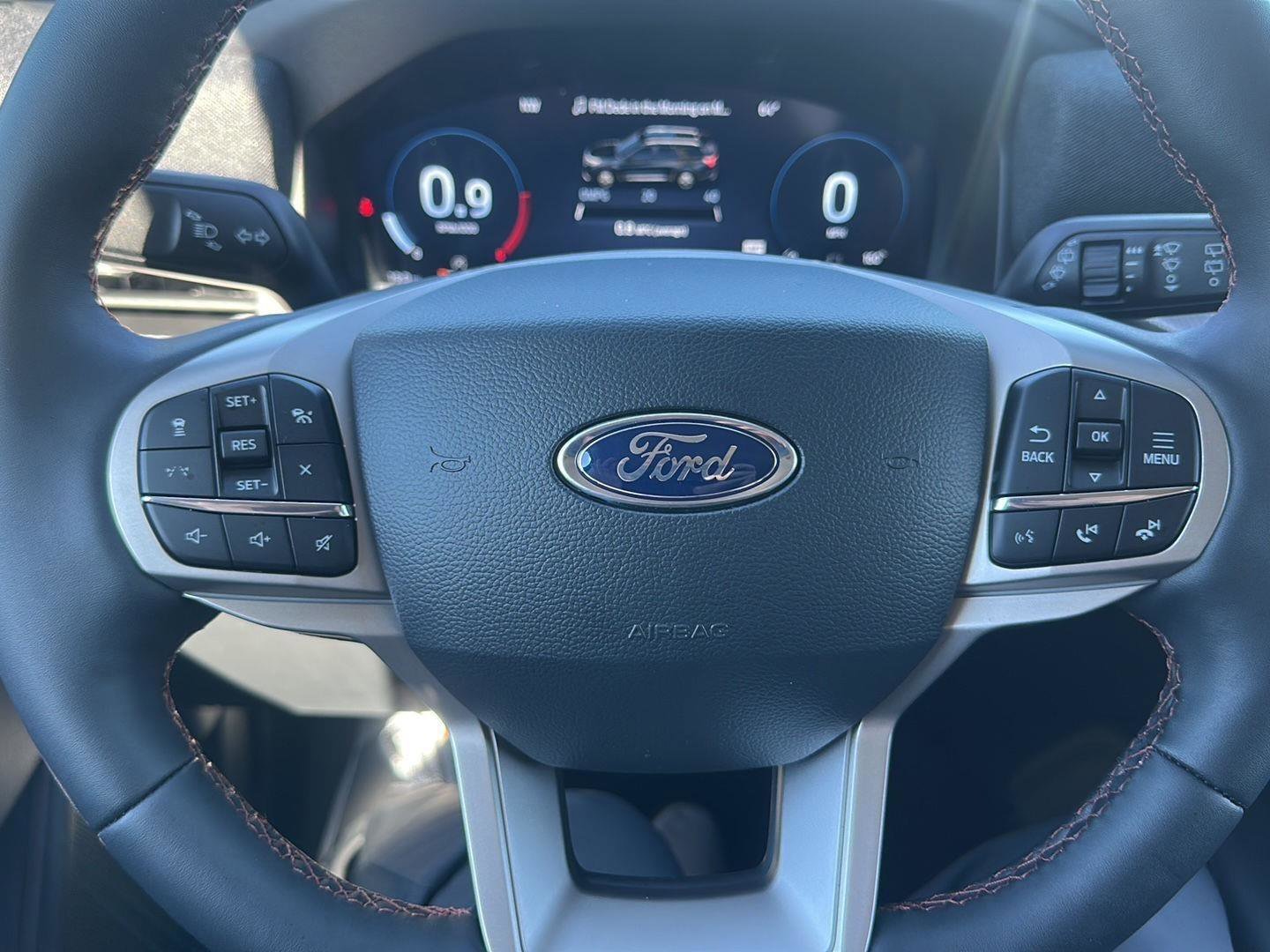 New 2026 Ford Explorer Active w/ Active Comfort Package image 22