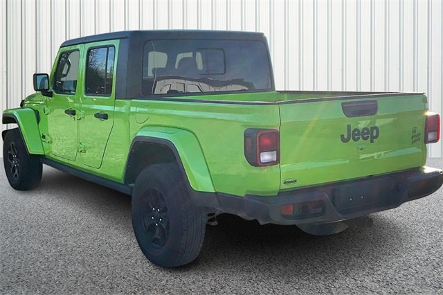 Used 2021 Jeep Gladiator Willys image 11