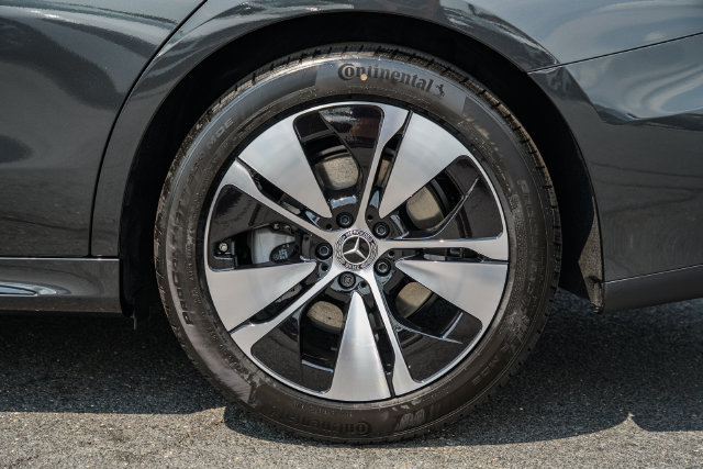New 2027 Mercedes-Benz E 350 4MATIC Sedan image 18