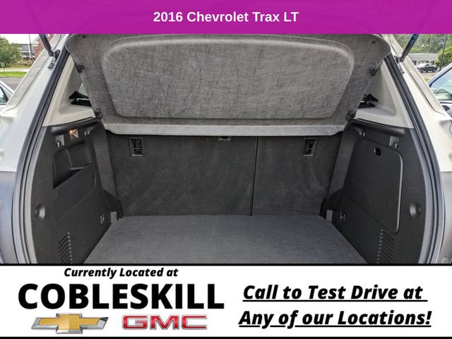 Used 2016 Chevrolet Trax LT w/ LT Convenience Package AWD/4WD image 30