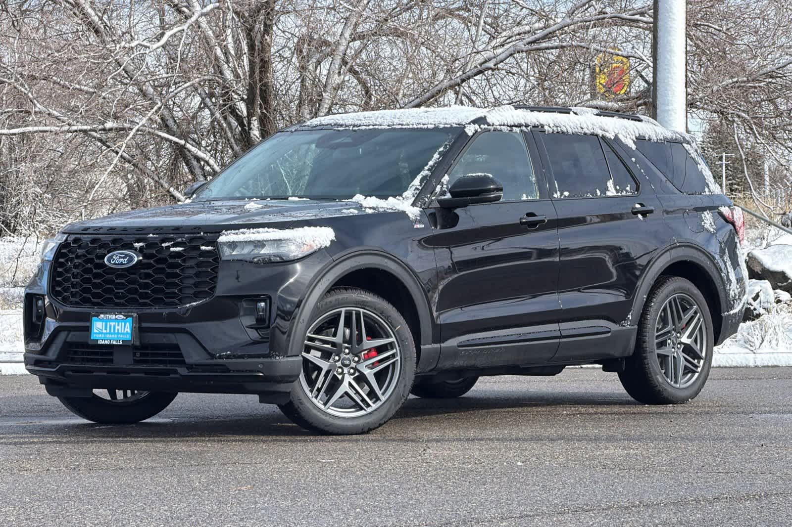 New 2026 Ford Explorer ST-Line w/ ST-Line Street Pack image 8
