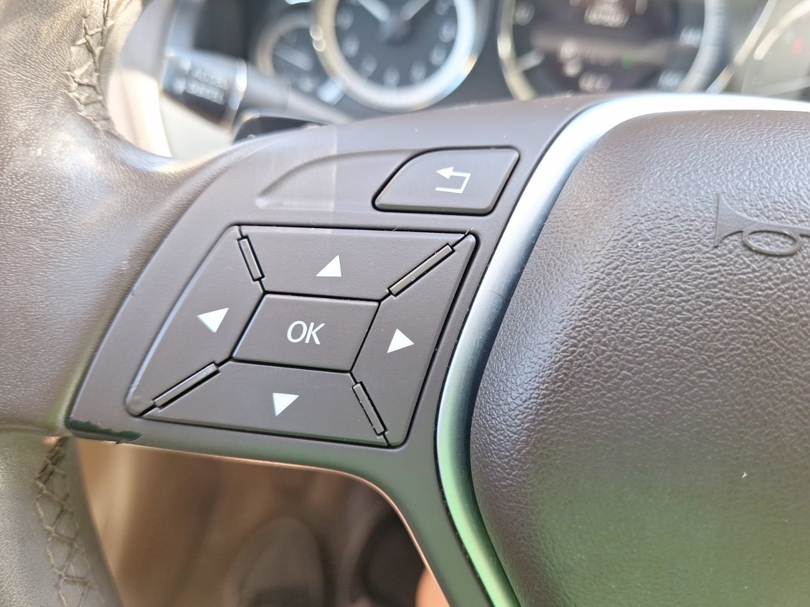 Used 2013 Mercedes-Benz E 350 Coupe image 22