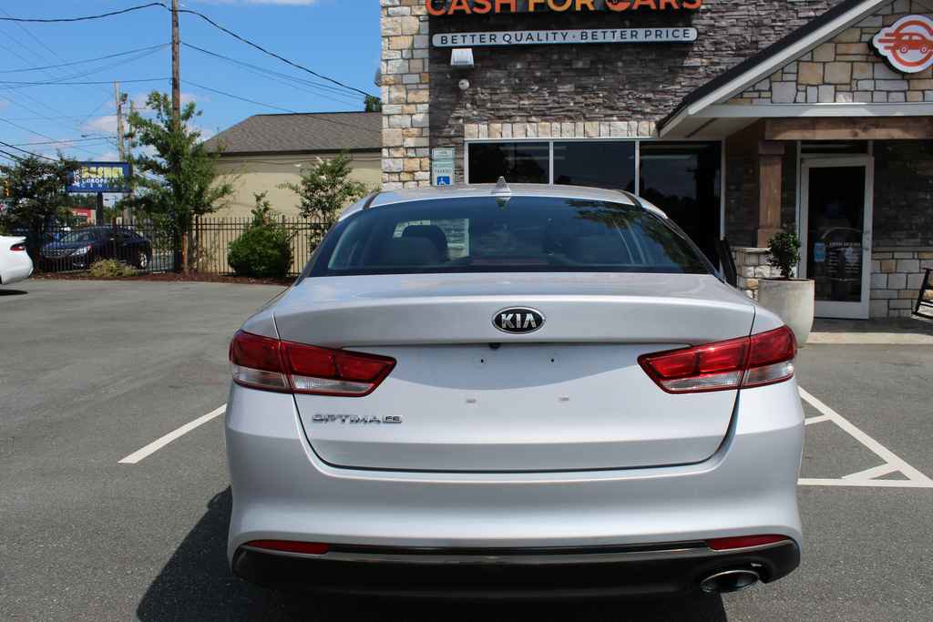 Used 2016 Kia Optima LX image 7