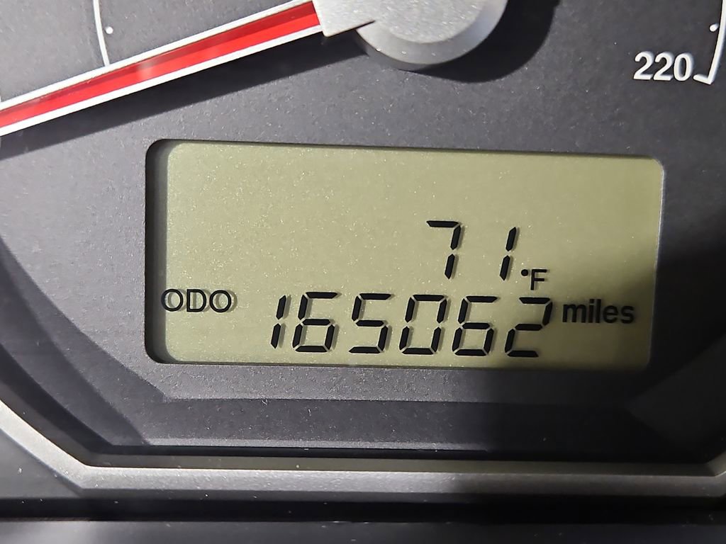 Used 2009 Hyundai Santa Fe SE image 17